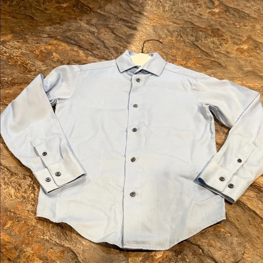 Calvin Klein Light Blue Button-Down Dress Shirt boys size 10